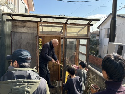 �����񂵓����