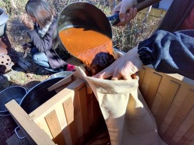 �Ђ�܂ɓ����